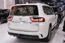 تۆیۆتا لاند کروزەر